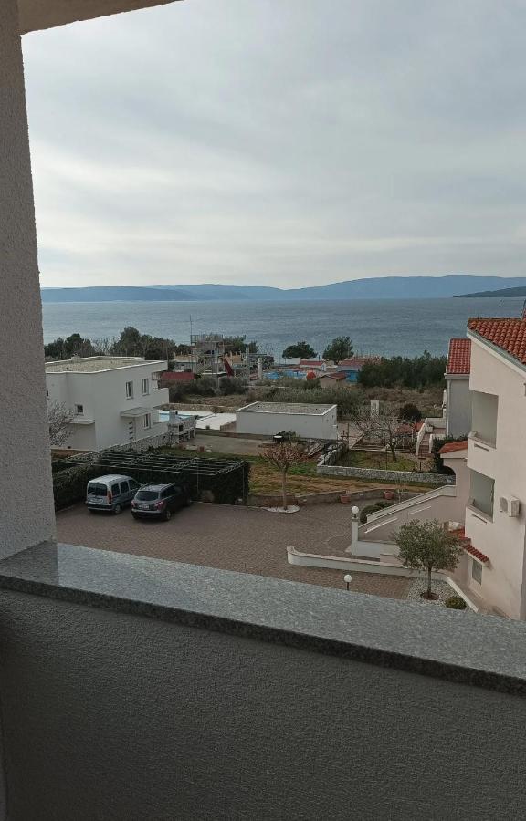 Family Apartments Tomy Punat Buitenkant foto